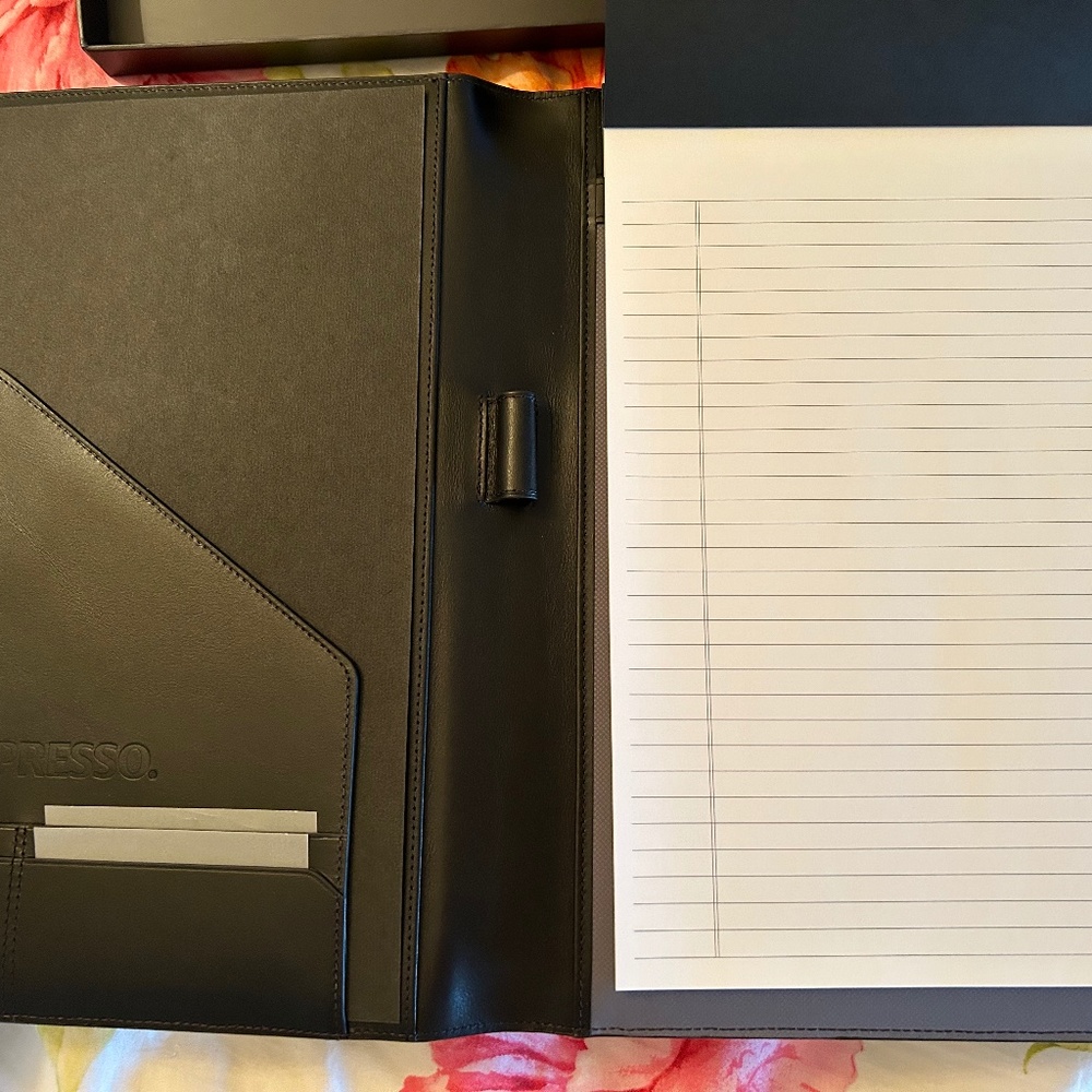 Tumi portfolio leather book